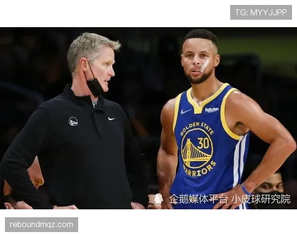 格兰杰无球掩护助攻提升,季后赛锋线突破成关键 格兰杰无球掩护助攻提升,季后赛锋线突破成关键